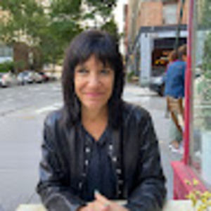 Meet your Posher, Debbie